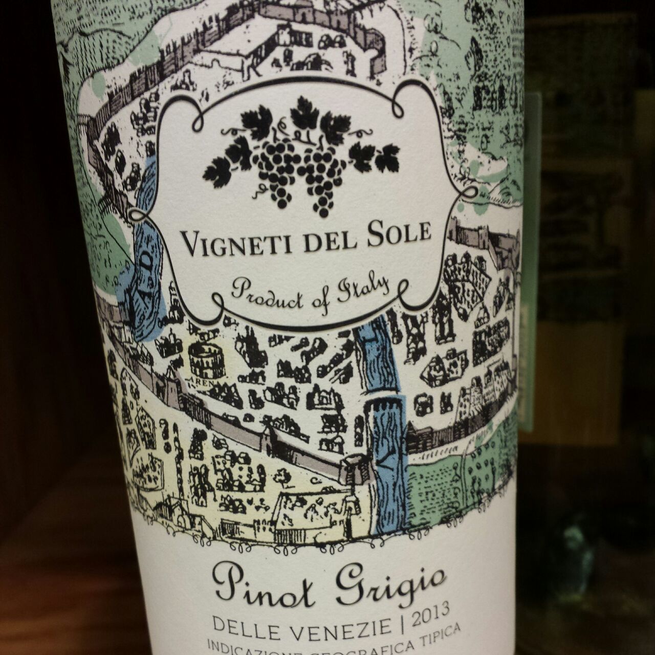 Кахетинские подвалы вино. Вино виньети дель соле. Вино pinot grigio vigneti del sole. Vigneti del sole. Vigneti del sole.