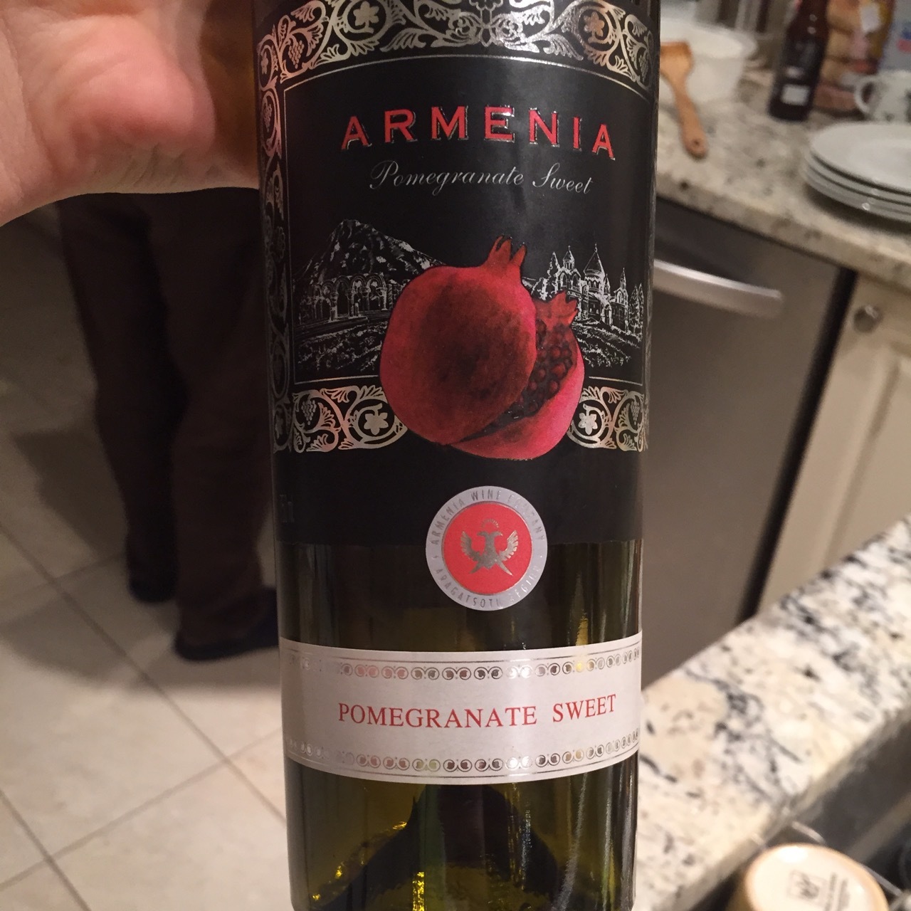 Гранатовое вино Pomegranate Wine Armenia Semi-Sweet Wine полусладкое 15%