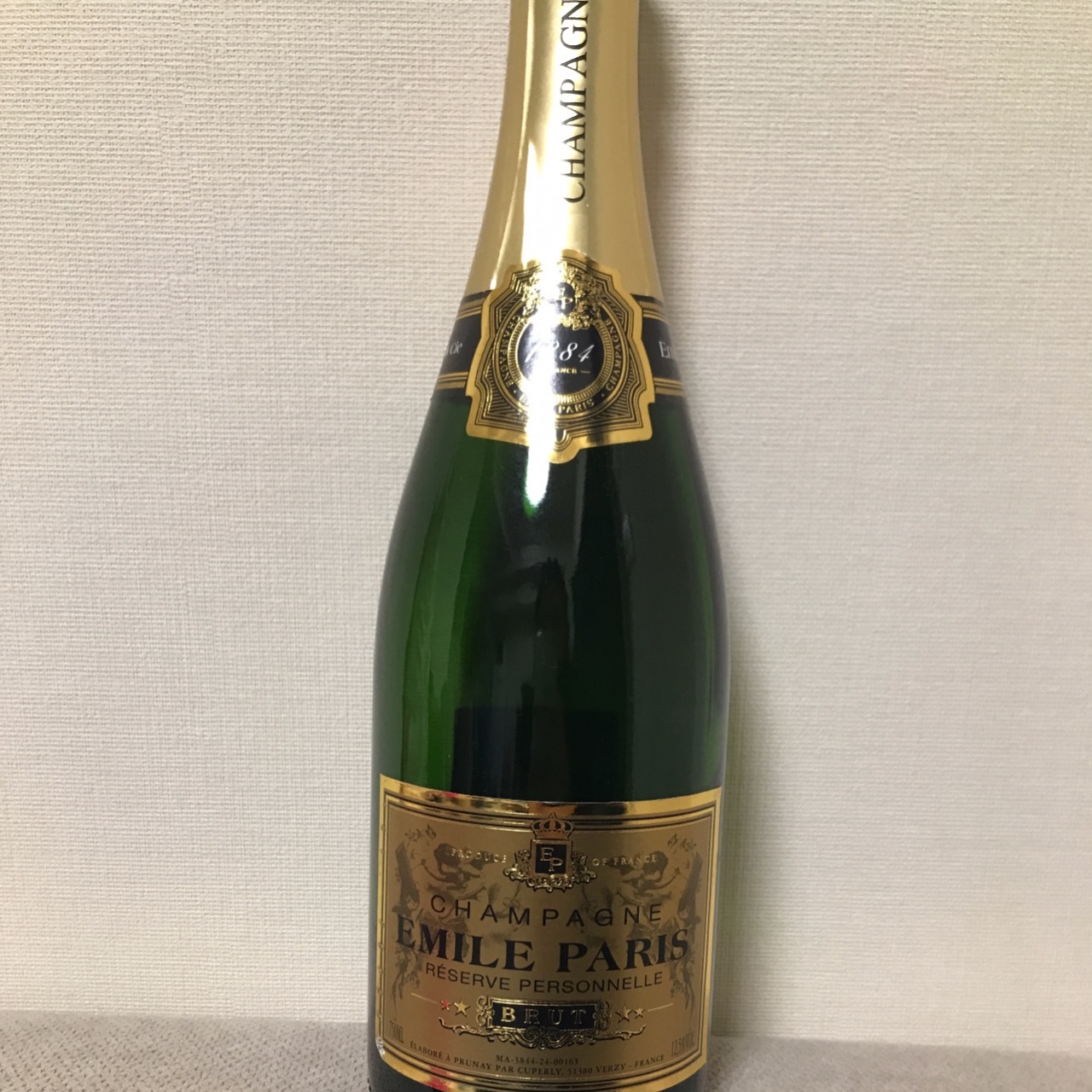 Emile Paris & Cie Réserve Personnelle Brut Champagne Blend