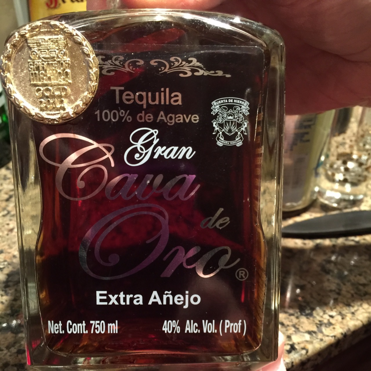 Cava de Oro Gran Cava de Oro Extra Añejo Tequila NV (375ml) – Schneider's  of Capitol Hill