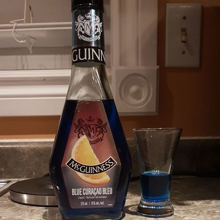Curaçao Bleu McGuinness